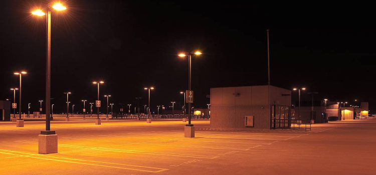 Lampa solarna uliczna z czujnikiem ruchu – jak działa?
