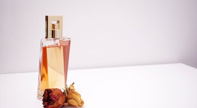 Tajemnice Tworzenia Perfum: Sztuka i Nauka za Kulisami